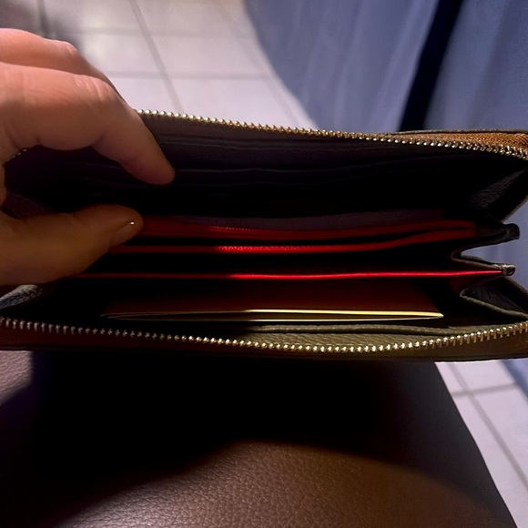 Dooney & Bourke Olive Green Wristlet Wallet - Picture 5 of 8